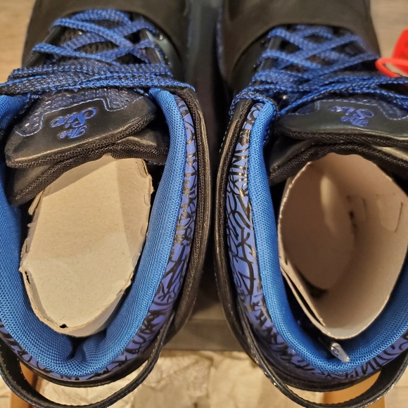 Nike Zoom Lebron 6 Graffiti Sneakers